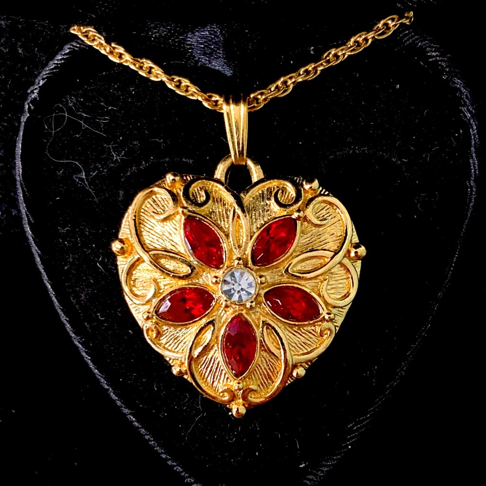 Ruby Red Marquise Rhinestone Golden Heart Pendant Necklace 18" by AVON